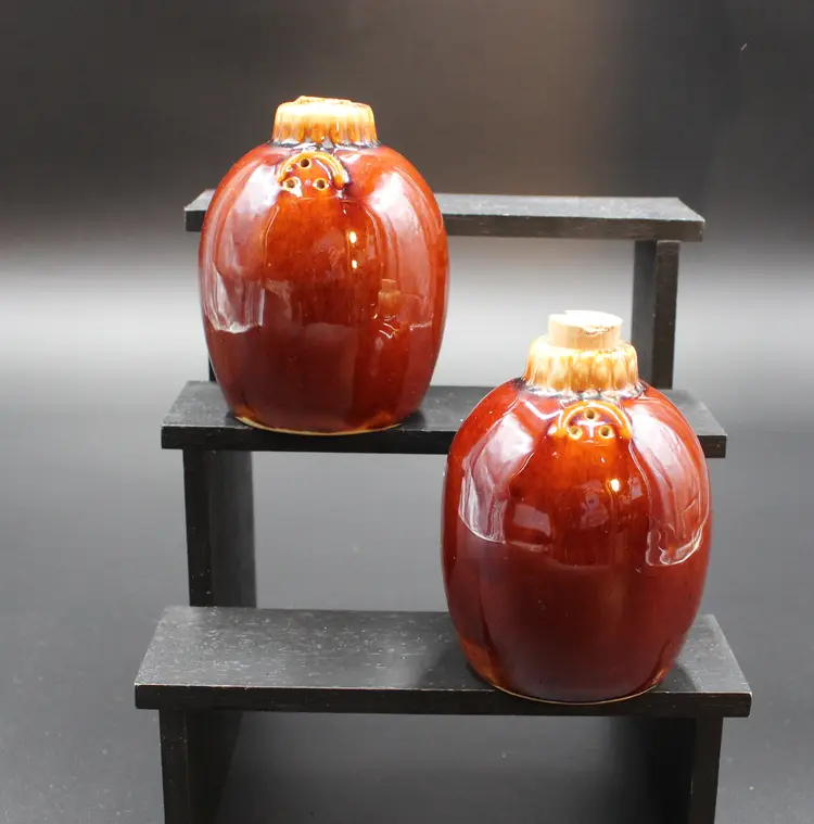 Hull Oven Proof Brown Drip Glaze Cork Top Salt and Pepper Shakers