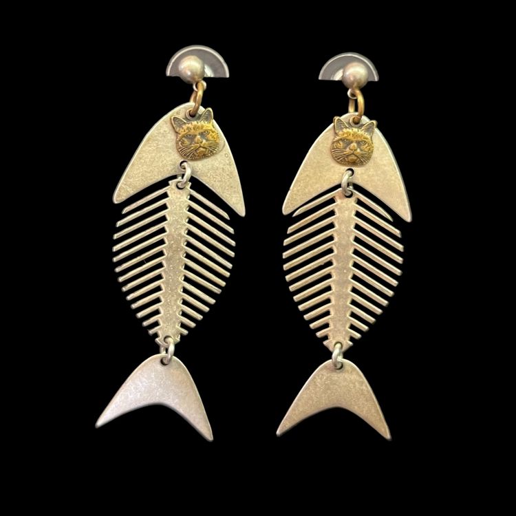 1993 Susan L Richardson Fish Bone And Cat Face Earrings