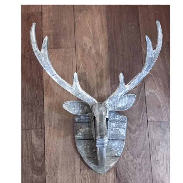Wooden Deer Head Wall Plaque
