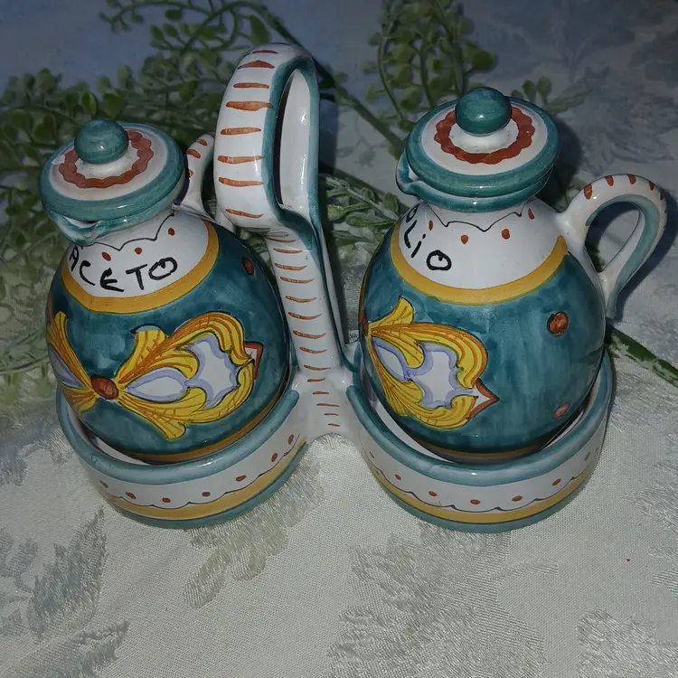 Italian oil and vinegar cruet set