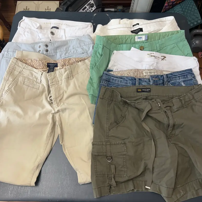 Random sizes and brands Women’s Pants and Shorts Lot American Eagle, Etc. lot of 8