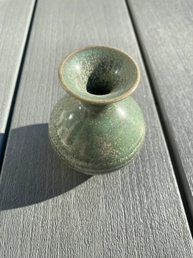 VINTAGE LIGHT GREEN CELADON CERAMIC VASE