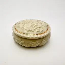 Lenox 1998 Fruits of Life Keepsake Porcelain Trinket Box 3.5"L 2"W B25