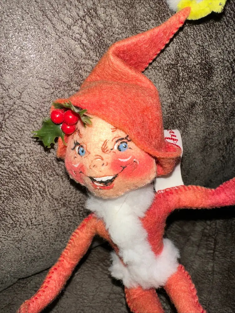 Vintage 1993 Annalee Elf Doll Shelf Sitter