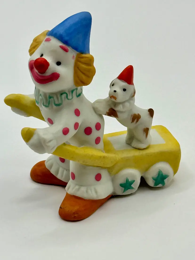 Vintage Ceramic Carnival Clown And Dog On Skateboard Figurine, Whimsical Circus Collectible, By Napco, Made In Taiwan, MPN 741, Original Stickers Attached