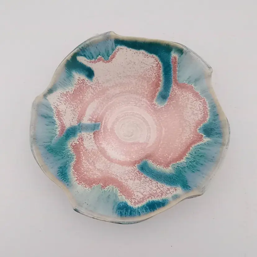 HeartMoss Pottery trinket dish
