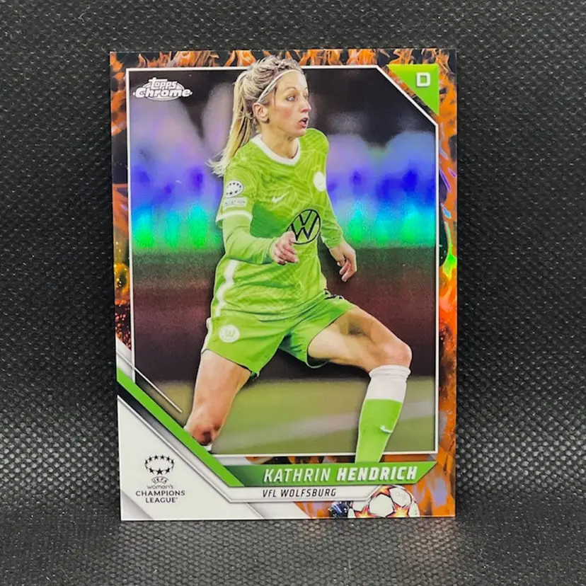 Kathrin Hendrich 2021/22 Topps Chrome UEFA Women Inferno /75 Soccer Card