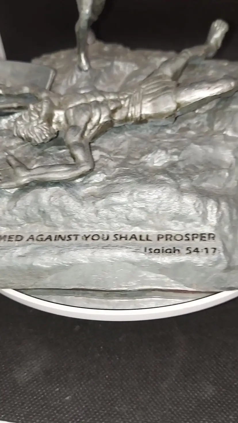 Limited Edition --Religious David Goliath Pewter Bible Christmas Church Statue