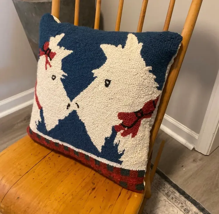 Wool Hooked White Scottie Dog Kisses Holiday Decorative Pillow 16" x 16" VTG