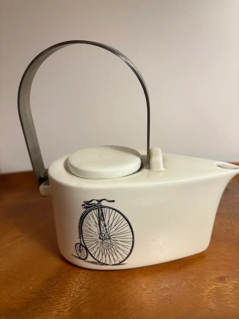 Small Bicycle Forte Teapot with Lid