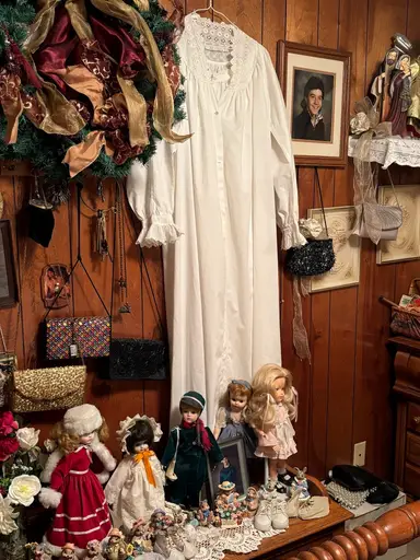 Pop Up Private Estate sale! Jewelry, Collectibles & More!