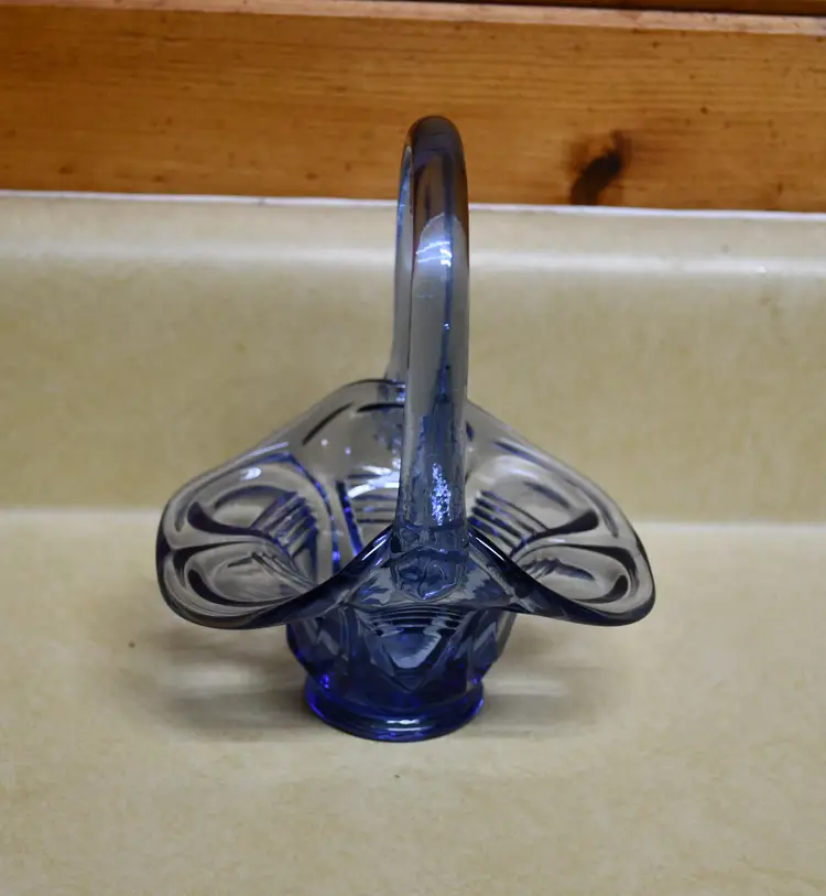 Vintage Fenton Neodymium Glass (?) Purple / Lilac / Periwinkle / Lavender Ruffled Edge Basket With Handle