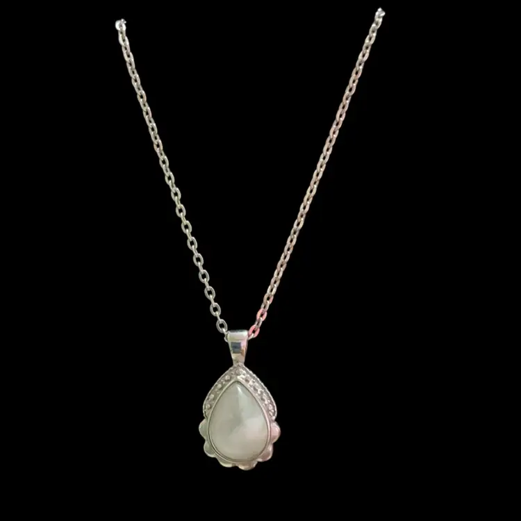 #3. Beautiful Silvertone Moonstone Pendant Necklace.