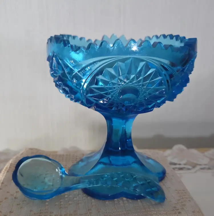 Kemple Wheaton Blue Starburst Compote & Spoon