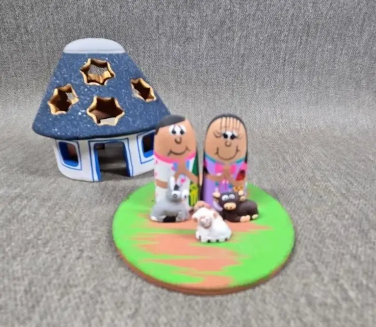 Miniature Pottery Covered Nativity Mushroom House Free Shipping