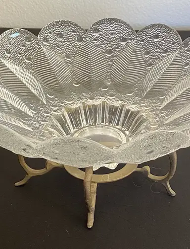 Hosting This Holiday Season? You’ll Need These Pretty Things