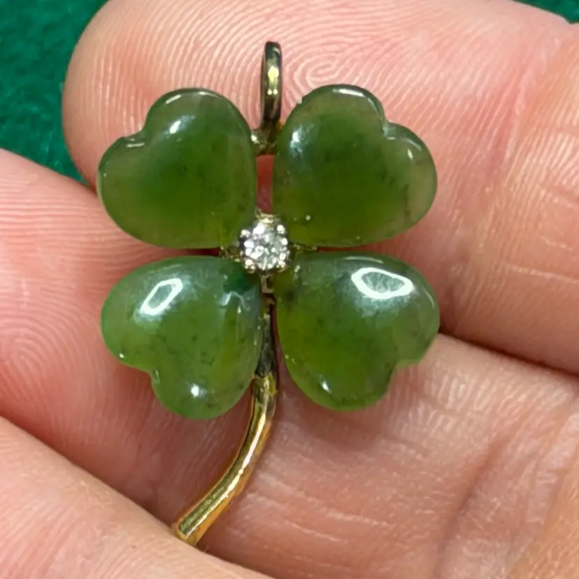 Franklin Mint Jade & Diamond Gold Washed Sterling 925 Silver Shamrock Four Leaf Clover Pendant