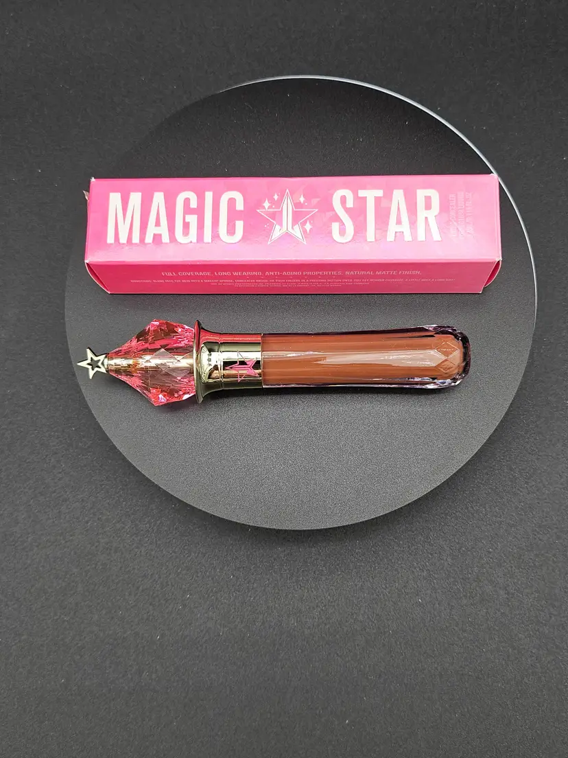 Jeffree Star magic star concealer new in box ( C28 ) Made In The USA