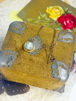 Vintage Wedgewood Necklace