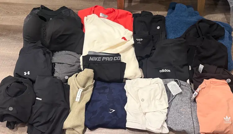 Whatnot - Athletic Box Lululemon, Gymshark, Nike, Etc