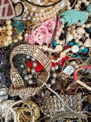 Let’s Build A Bag Of Jewelry With FRAGEELAY