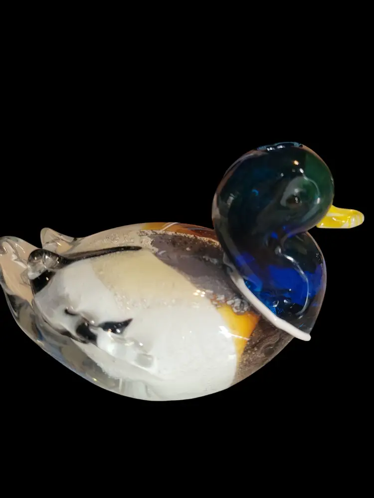 #01 Mallard Duck Hand Blown China 5.5 X 4"
Silver Fleck