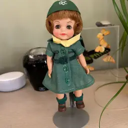 GIRLS SCOUTS 11-966 OFFICIAL JUNIOR GIRL SCOUT DOLL