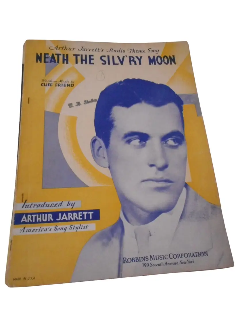 Vintage Sheet Music c 1932 Neath the Silv'ry Moon Piano voice Ukulele Paper Ephemera