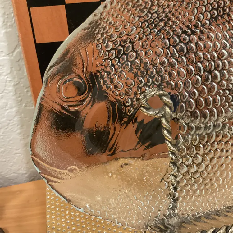 1970’s Glass Fish Plate