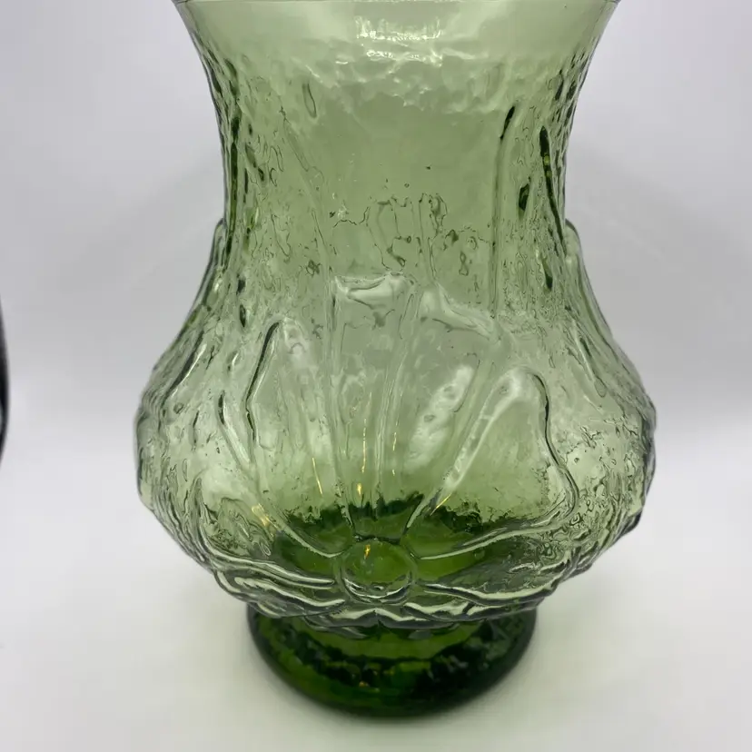 Anchor Hocking Avocado Green Daisy Flower Vase