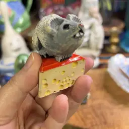 #03 - 033. Rinconada Mouse On Cheese