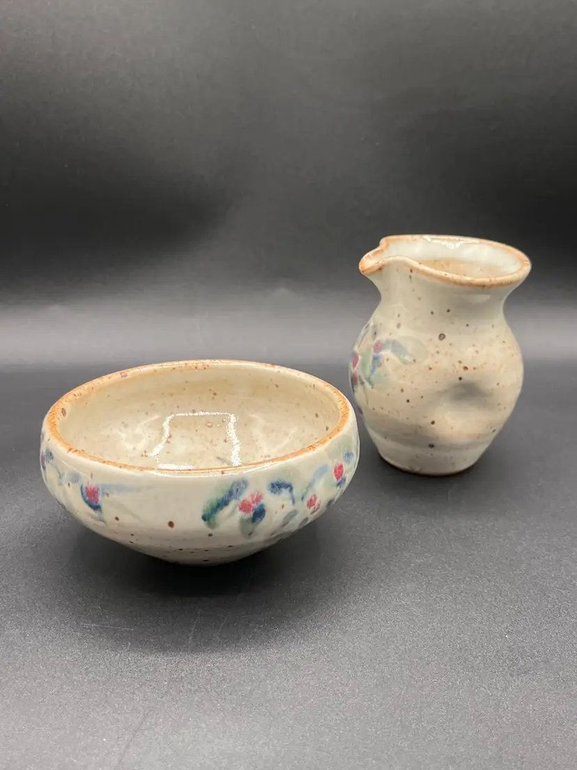 #30 Marked Kersey Pottery England Speckled Floral Pinched Creamer And Open Sugar Set 3.5”