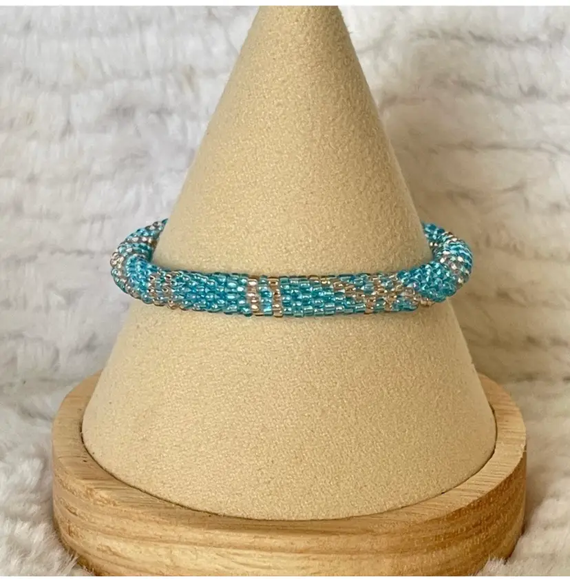 Sashka blue & white stack glass bead bracelet, roll on bracelet