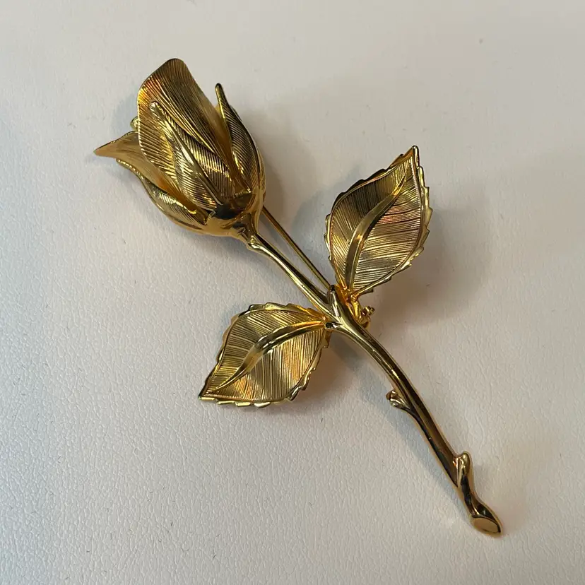 Large 3” Long Gold Tone Rose Brooch