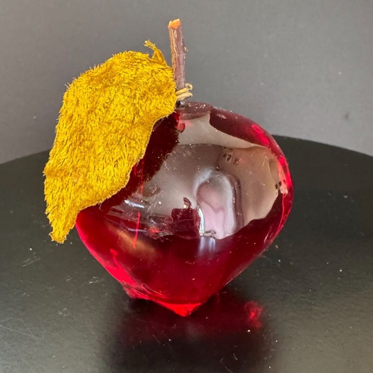 Vintage Red Lucite Apple 🍎