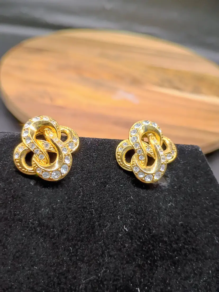 Crown Trifari Clip on Yellow Gold Plated with Clear Rhinestone Infinity Knot Earrings