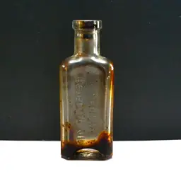 Antique Dr. Thomas’ Eclectric Oil Bottle 1880s Patent Medicine Snake Oil Era Apothecary Collectible