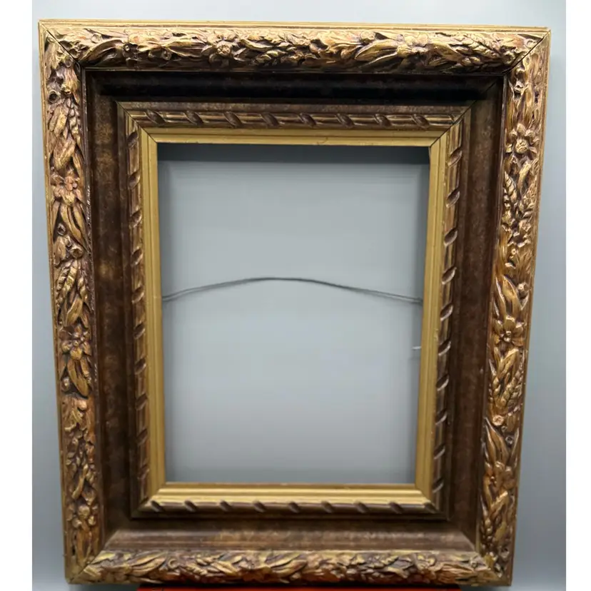 Antique Victorian Style Ornate Giltwood Frame – Heavy Relief Floral Molding – 15.5”x13.5”
(8x10”opening)