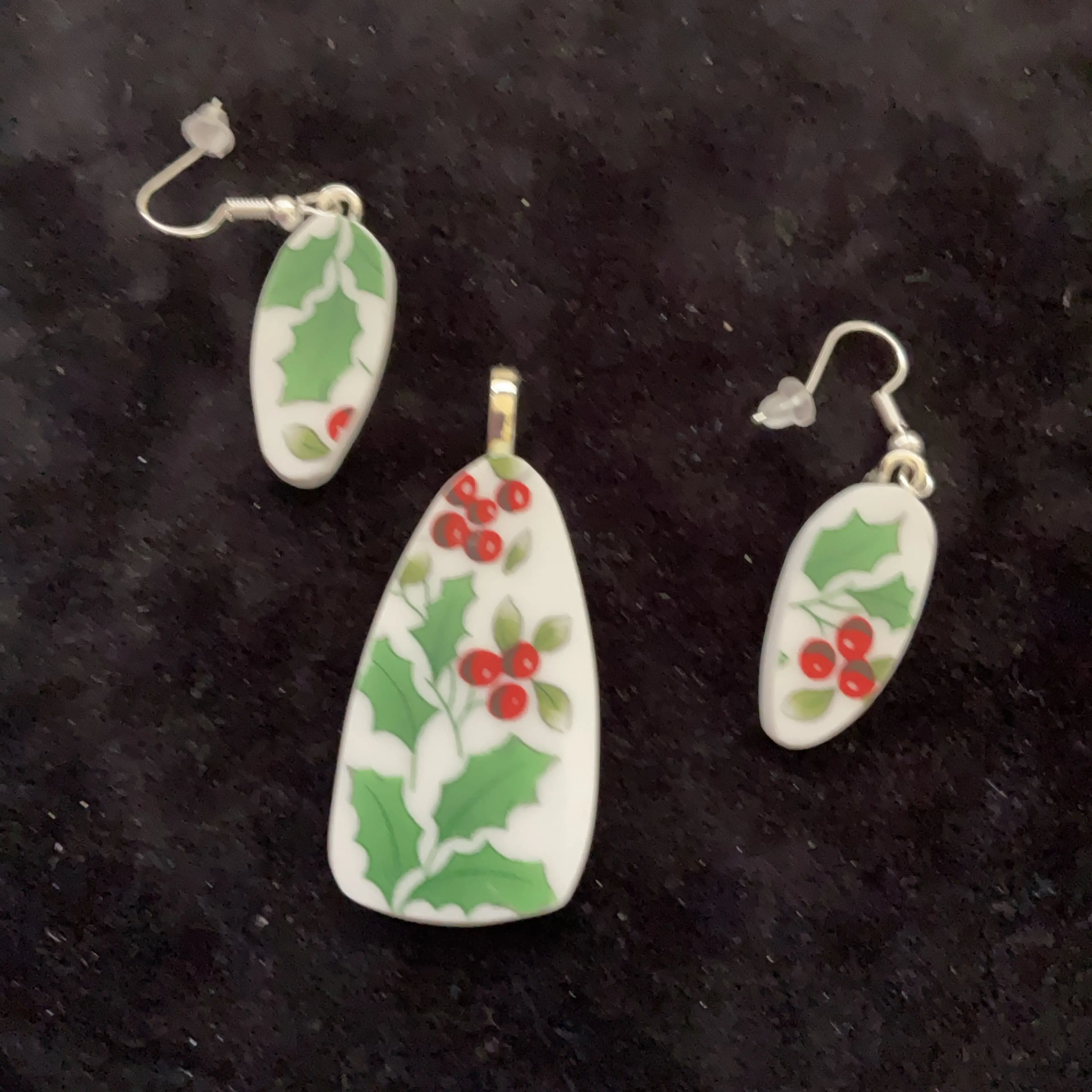 Image 1 of 2