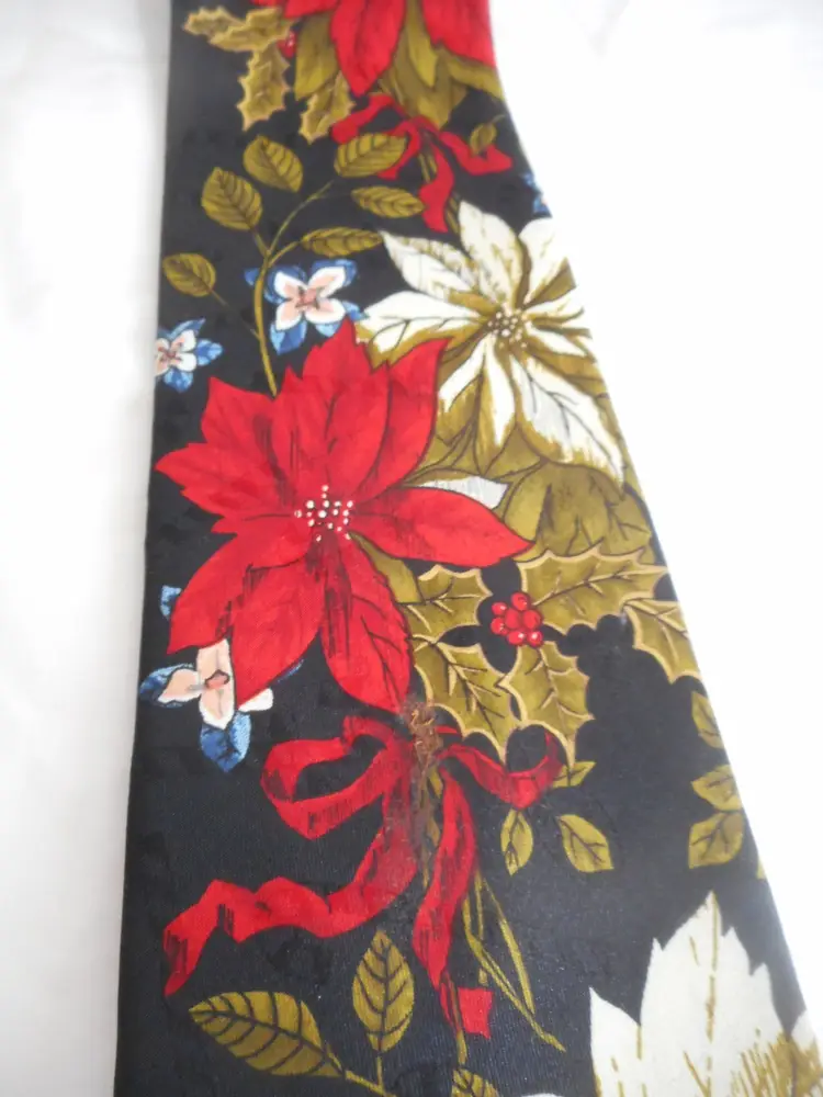 Vintage Poinsettia White Red on black floral Holiday Winter tie necktie