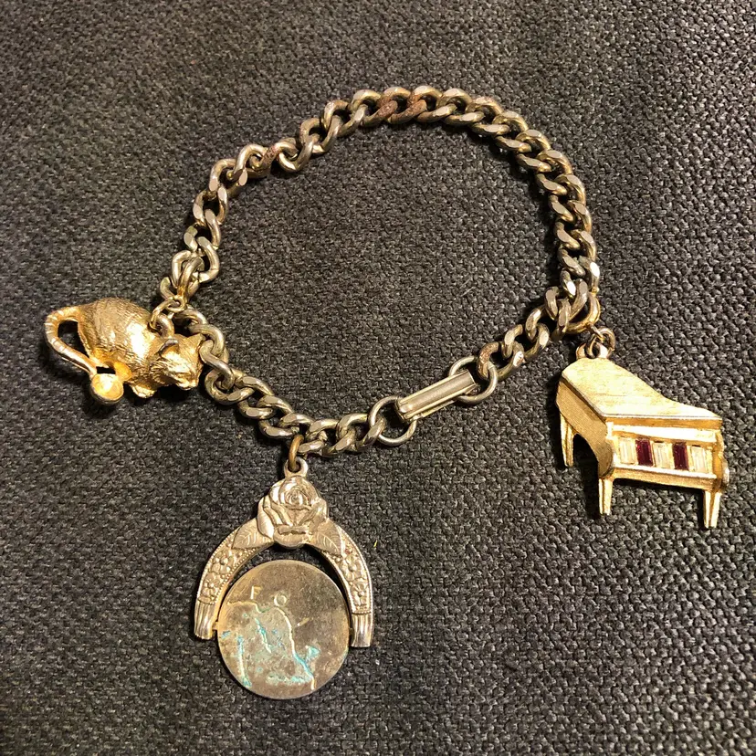 Vintage Gold-Tone Piano, Cat, & Florida? Charm Bracelet