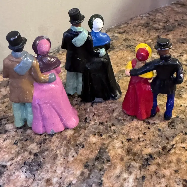 Cast-Iron Victorian Hand Painted Carolers