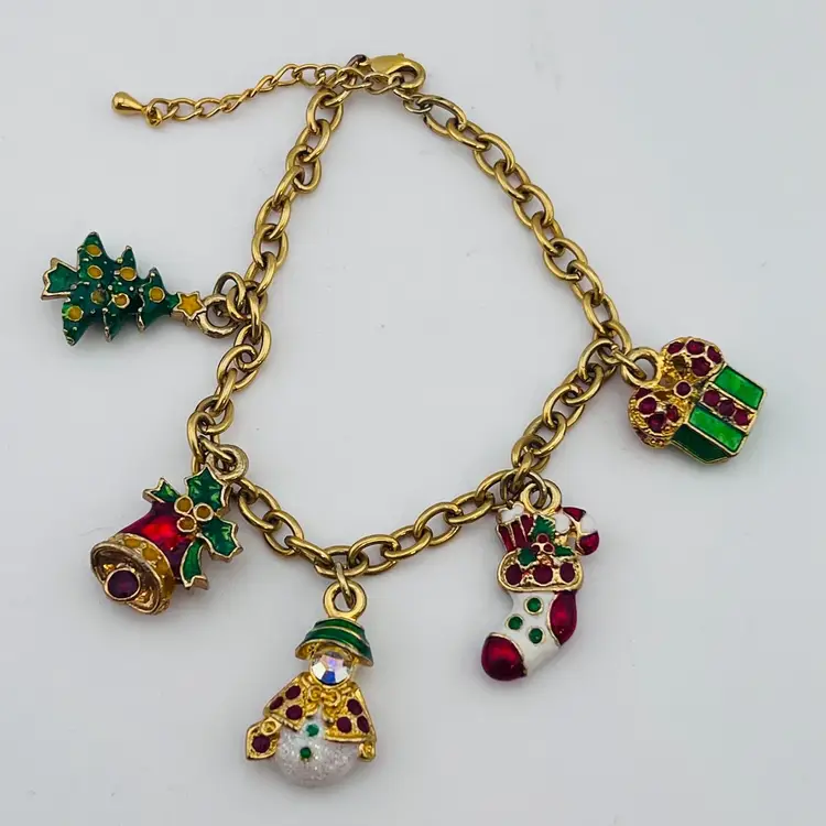Adorable Vintage Christmas Charm Bracelet