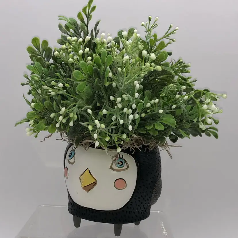 Black Birdy Pot with Faux Plant 9"