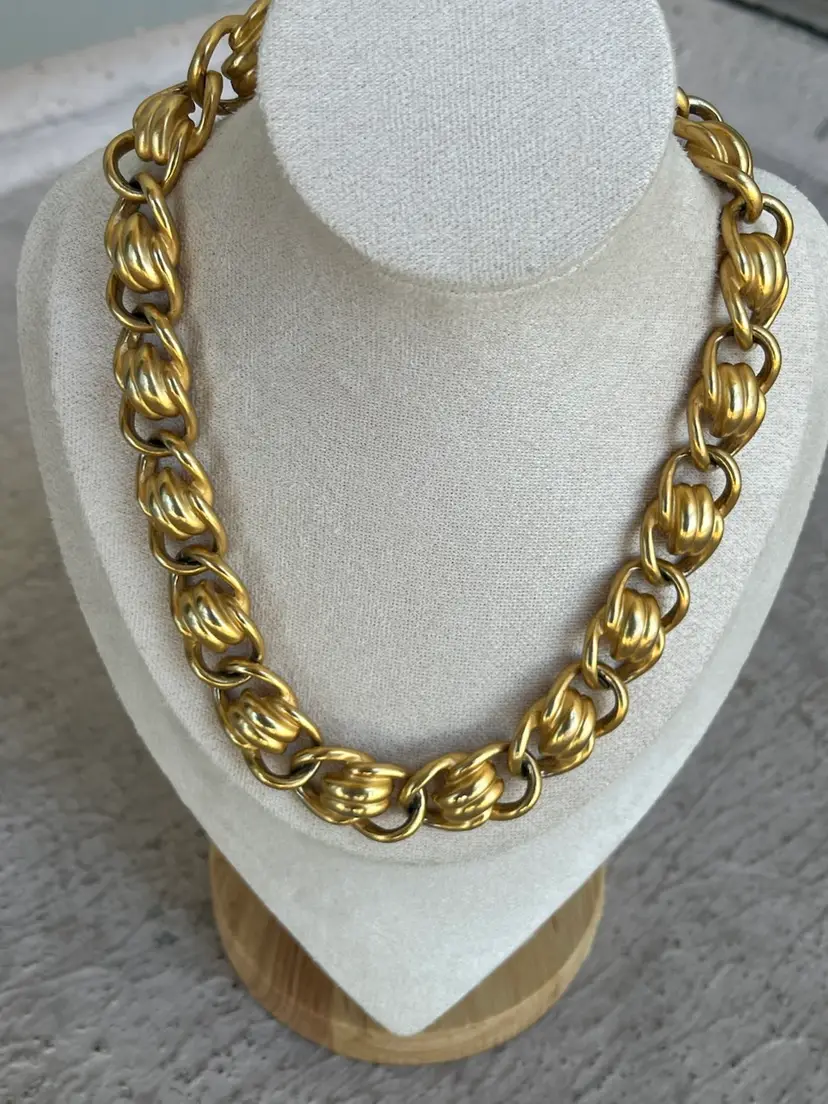 Vintage Anne Klein Chunky Goldtone Chain Necklace 17”