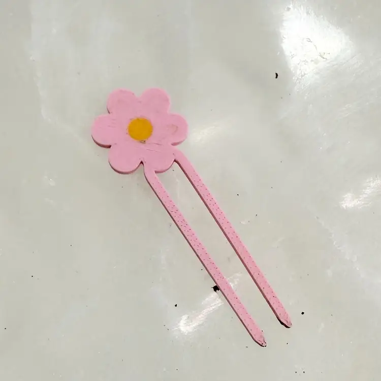 Flower Power Prop Pins - Pink