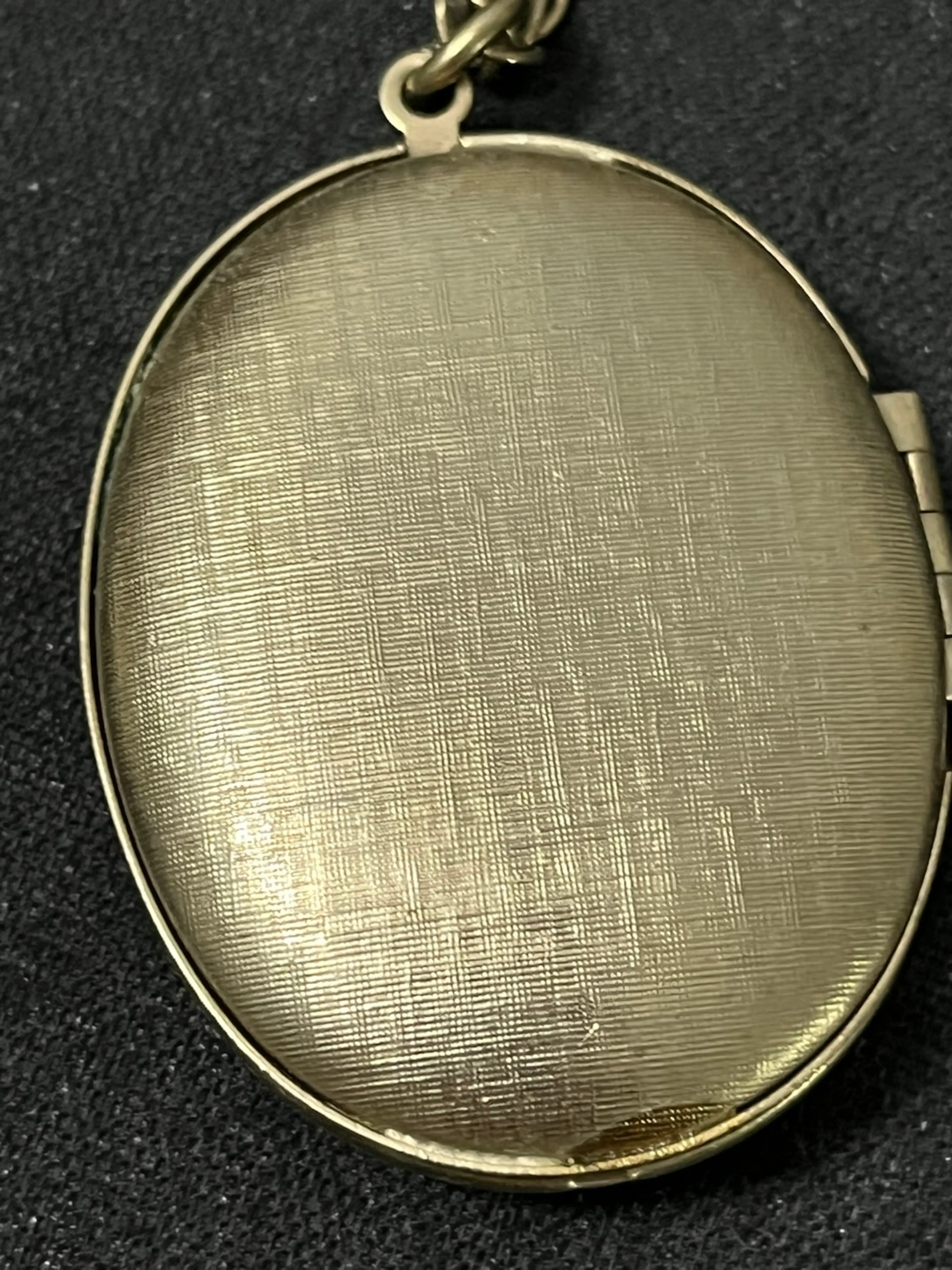 Image 3 of 6