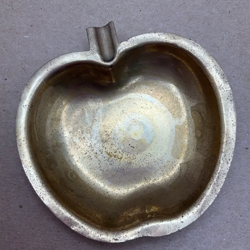 POW1 VTG Brass Apple Ashtray from India 3.5”