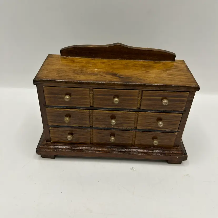 Dollhouse Dresser 4 3/4x 3 1/4