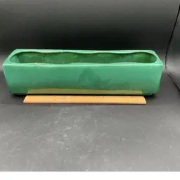 Vintage planter - Haeger (?) Green rectangle 14" trough